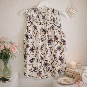 Finn & Grace Cream Floral Smocked Sleeveless Top S